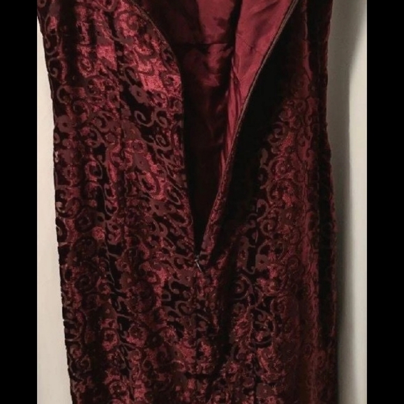 Maroon Spaghetti Strap Dress - Picture 3 of 9